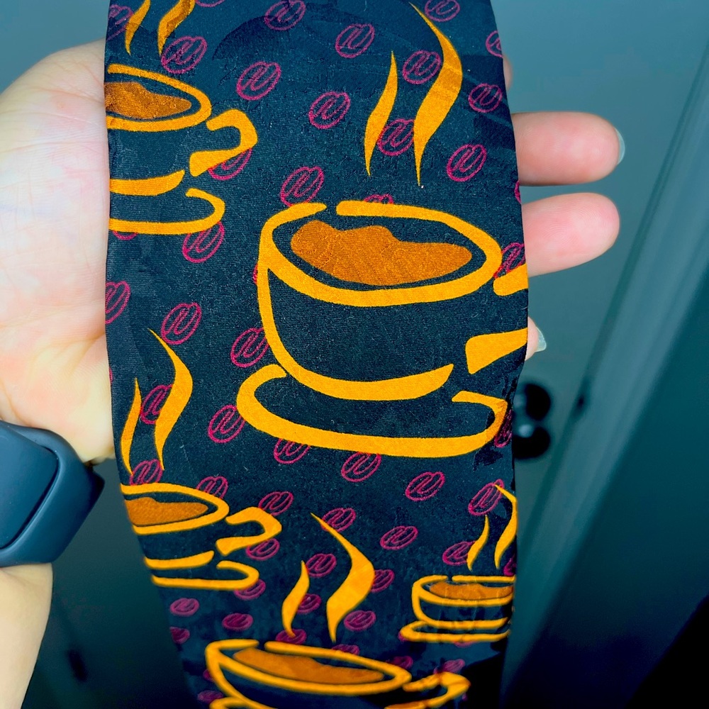 **100% silk Ralph Marlin “Coffee Cup 1995” vintage tie**